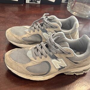 New Balance Gray Sneakers Size 9.5